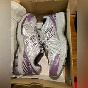 New balance 860v2 mens size 11 ML860PP2